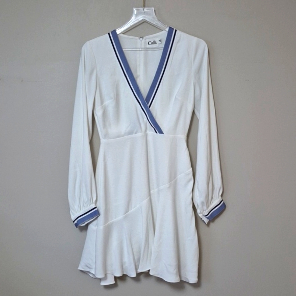 Calli The Label Asta Dress White V-Neck Tennis Prep Dress with Blue Trim, Size 4 - Picture 2 of 16